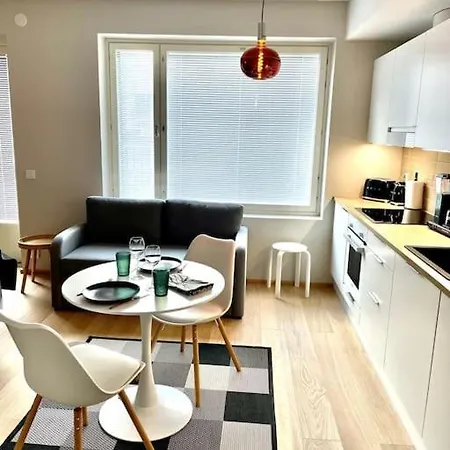 Uusi Yksioe Naantalin Keskustassa Apartamento