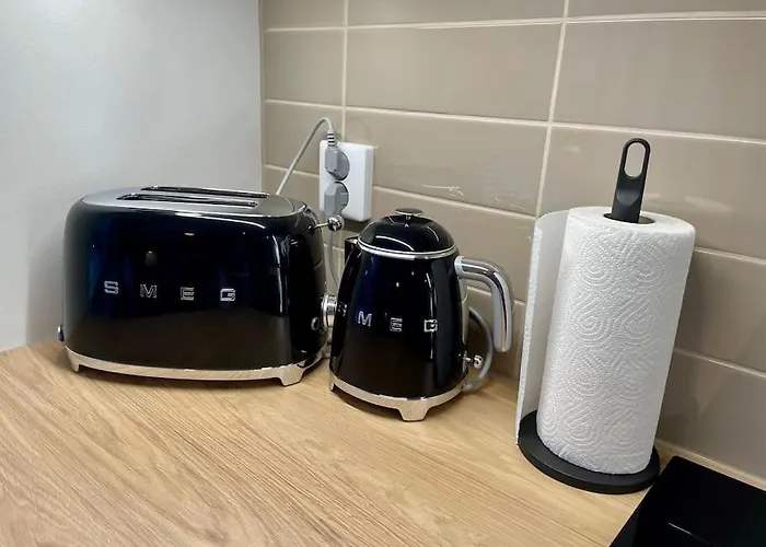 Uusi Yksioe Naantalin Keskustassa ناتالي